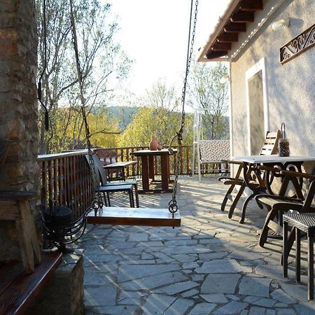 Giorgos' & Noula'S Cottage In Desfina Village- Near Delphi Exterior photo